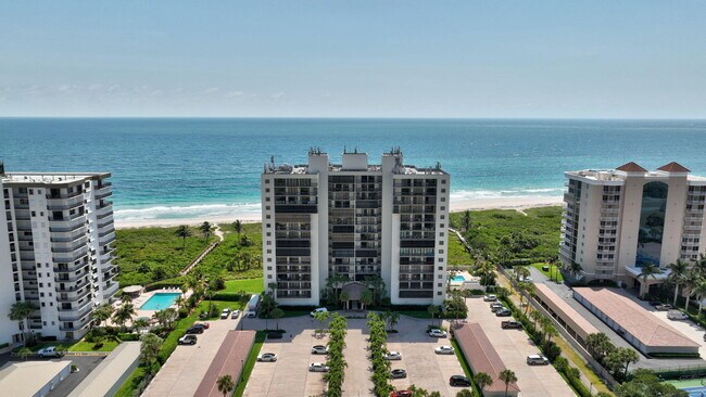 Building Photo - 3100 N Hwy A1A