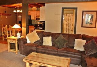 Building Photo - Furnished 2 Bedrooms/2 Baths in Wildernest