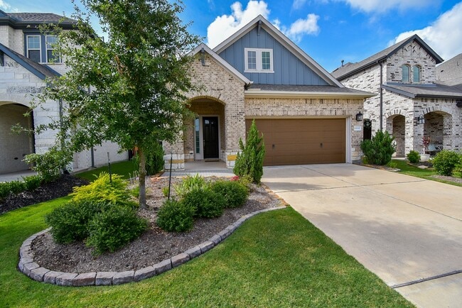 Building Photo - 19535 Shady Hike Ln