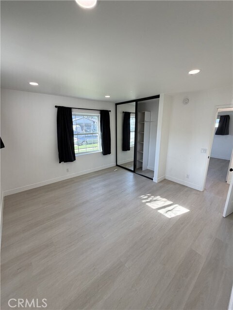 Building Photo - 9441 El Blanco Ave