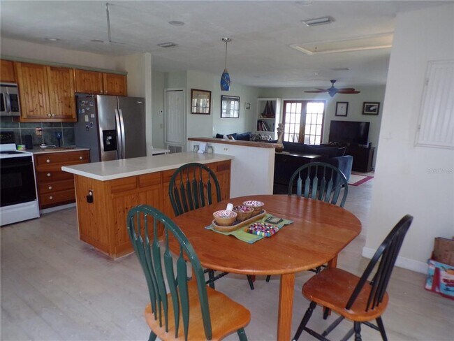 Building Photo - 24279 Yacht Club Blvd
