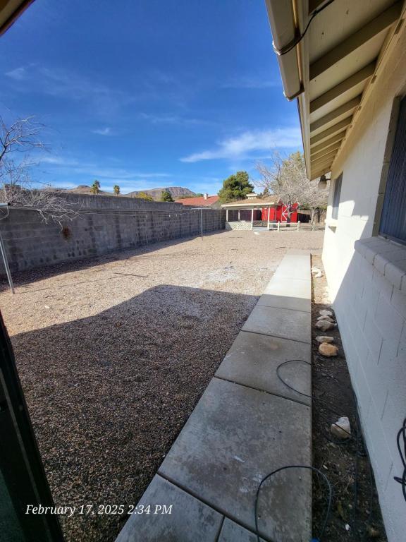 Building Photo - 969 Shadow Crest Cir