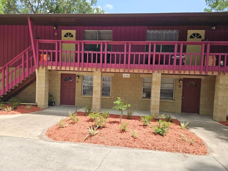 Private quiet street - 2351 SW 32 Pl