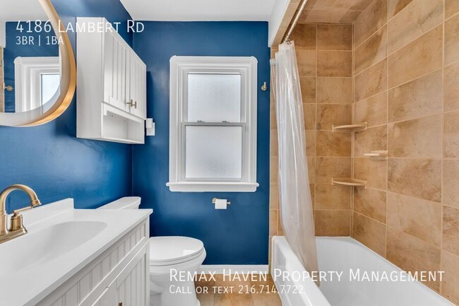 Building Photo - 4186 Lambert Rd