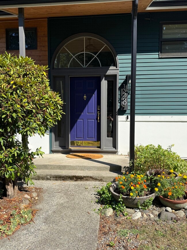 Building Photo - 13260 108th Ave NE