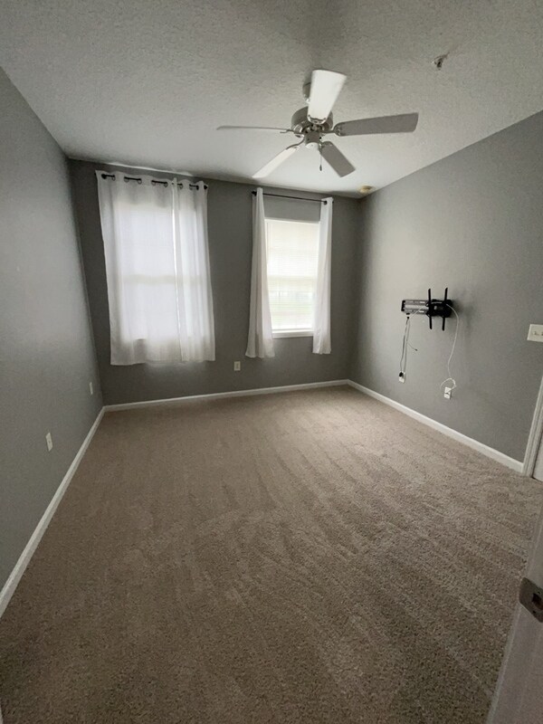 Building Photo - 5257 Cane Island Loop