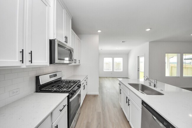 Building Photo - 40630 Balsam Run Ln