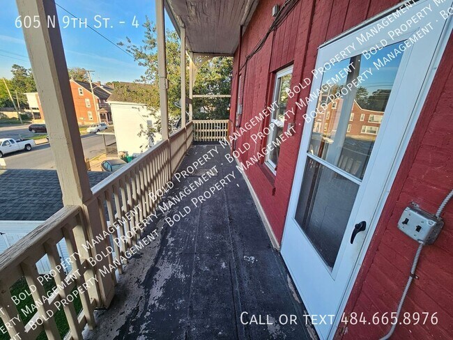 Building Photo - 605 N 9th St
