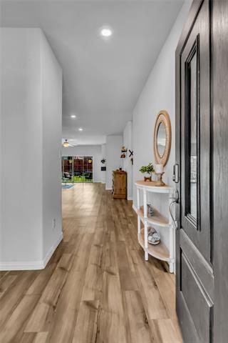 Building Photo - 2105 Bellatrix Dr