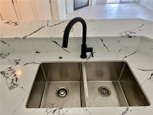 Building Photo - 26492 Las Palmas