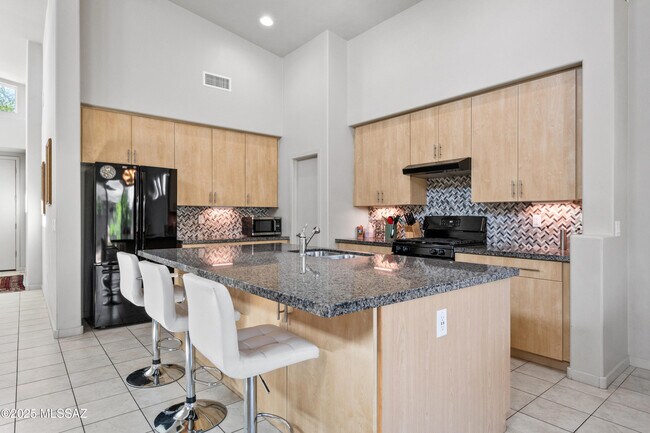 Building Photo - 7526 E Chalkboard Ct