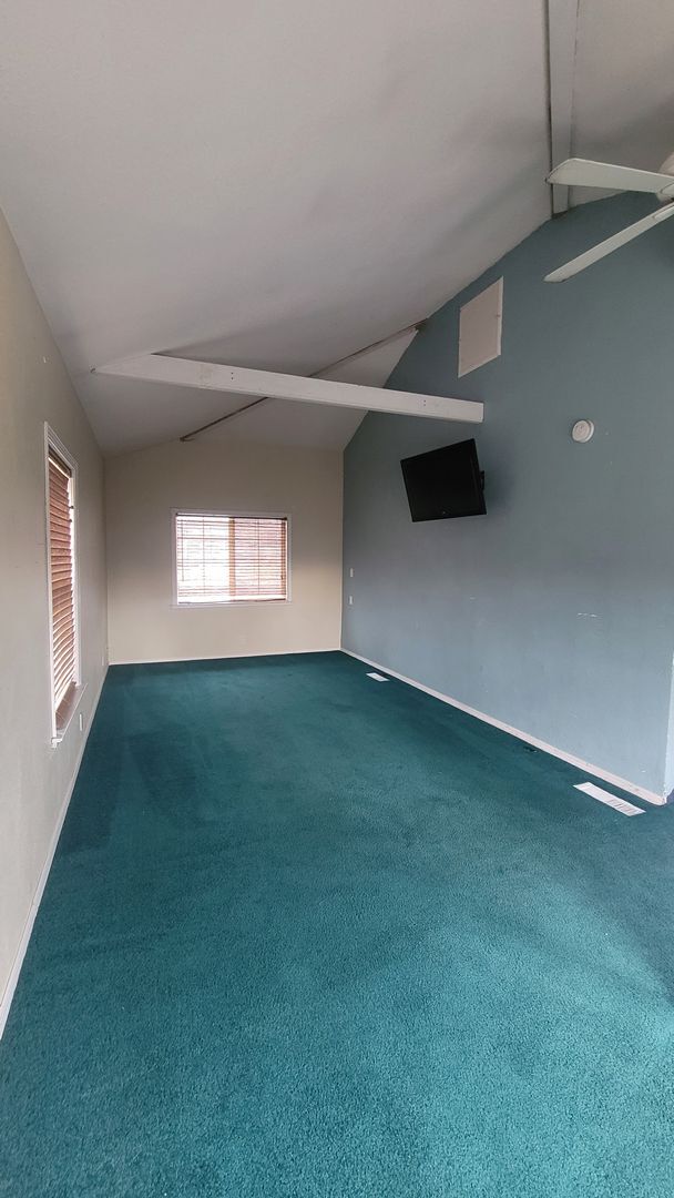 Building Photo - Spacious 4 bed near the University!!!!!!