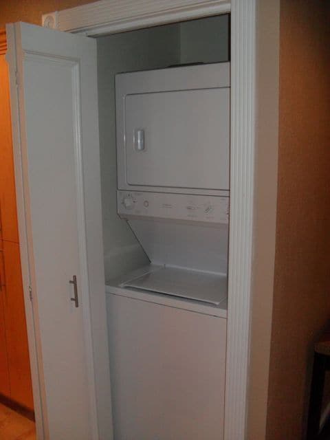 Building Photo - Meridian 2Bdr/2Bath Luxury Condo w/Den, Valencia floor plan.