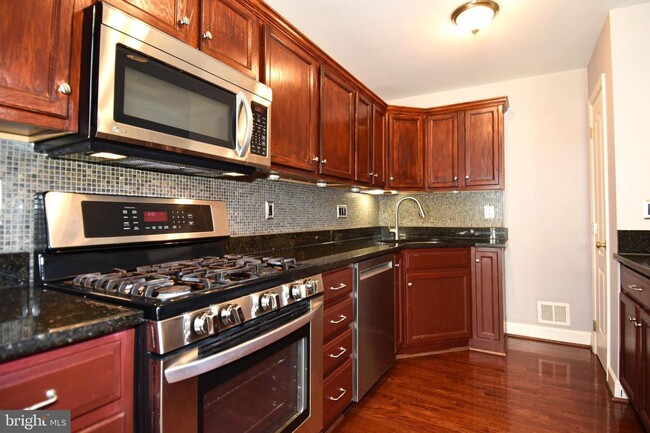 Building Photo - 265 Town Branch Terrace SW