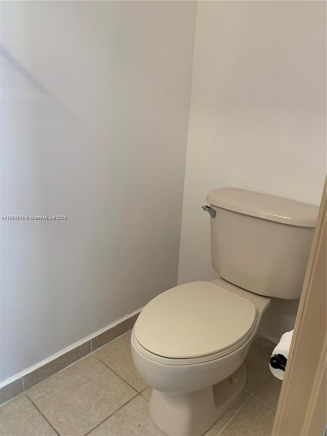 Building Photo - 3173 SW 153rd Pl