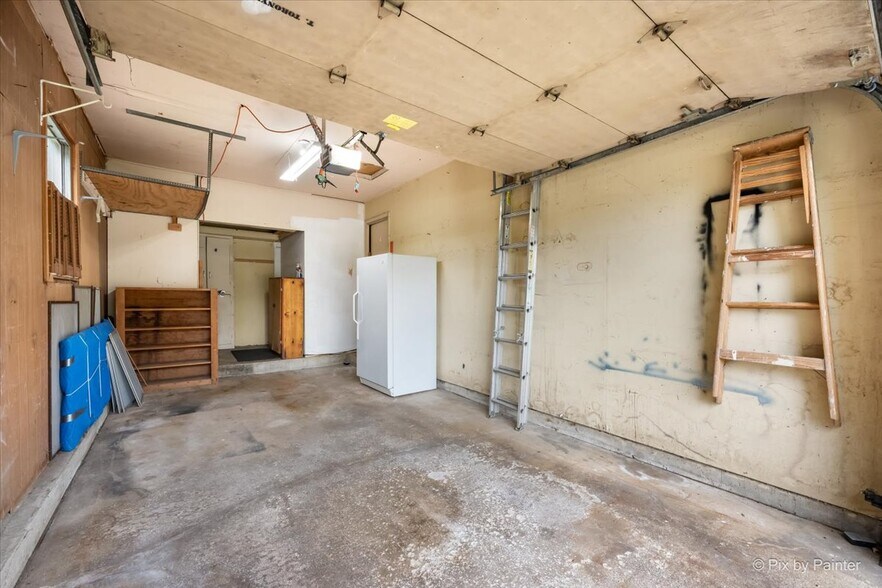 Building Photo - 1040 Brantwood Ave