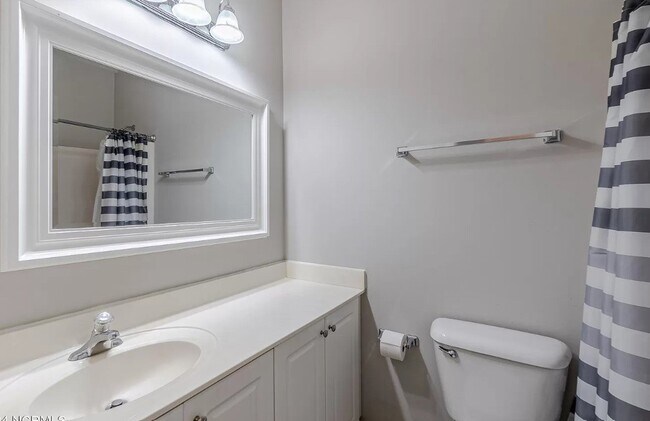 Building Photo - "Charming 3-Bedroom Rental in the highly amentized Mallory Creek Community"