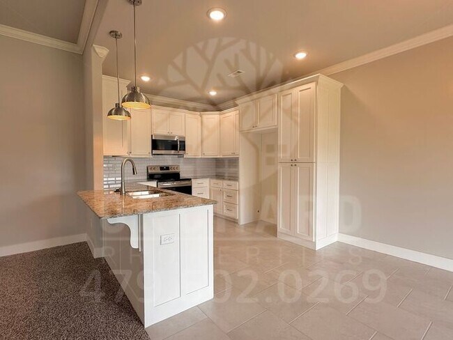 Building Photo - Tontitown- Single-Family Home- Stunning Applewood Plan