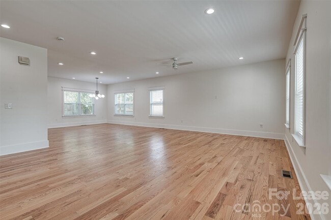 Building Photo - 1516 Princess Pl