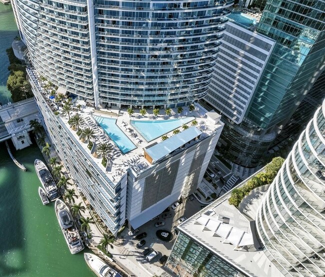 Building Photo - 200 Biscayne Boulevard Way