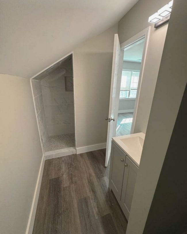 Building Photo - New construction 1/1 in the Heart of Atlanta!