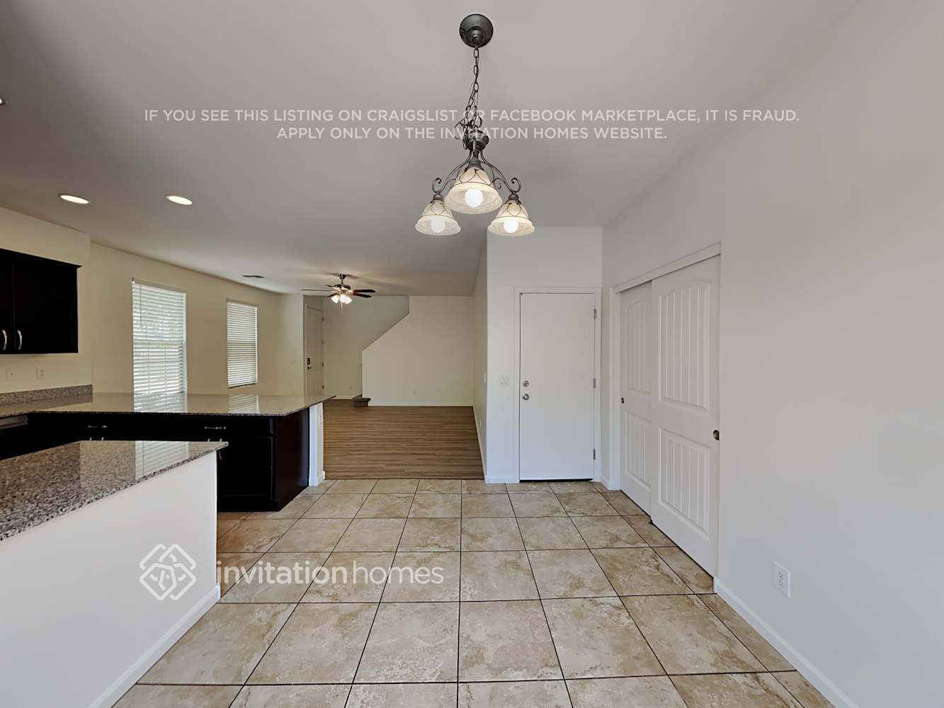 Building Photo - 1453 S Ponderosa Dr