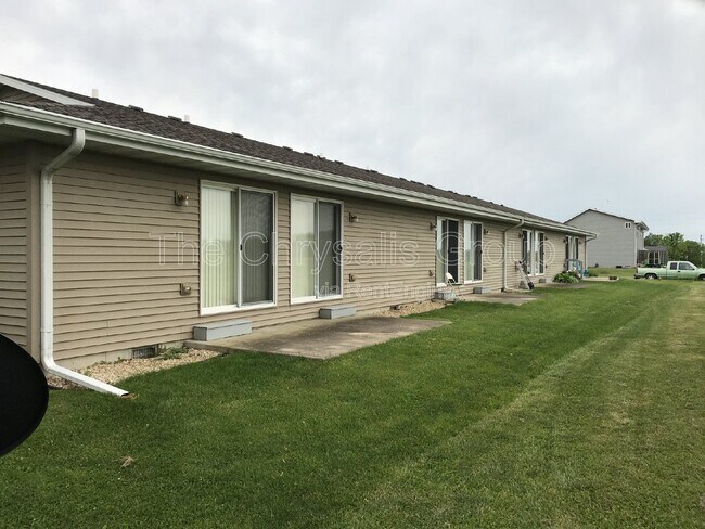 Building Photo - 1101 Carrie Ln