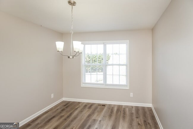 Building Photo - 7817 Cambridge Dr