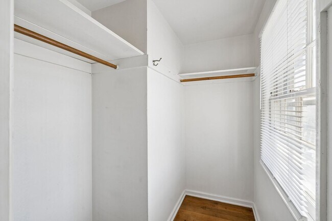 Building Photo - 2100 Sumner St