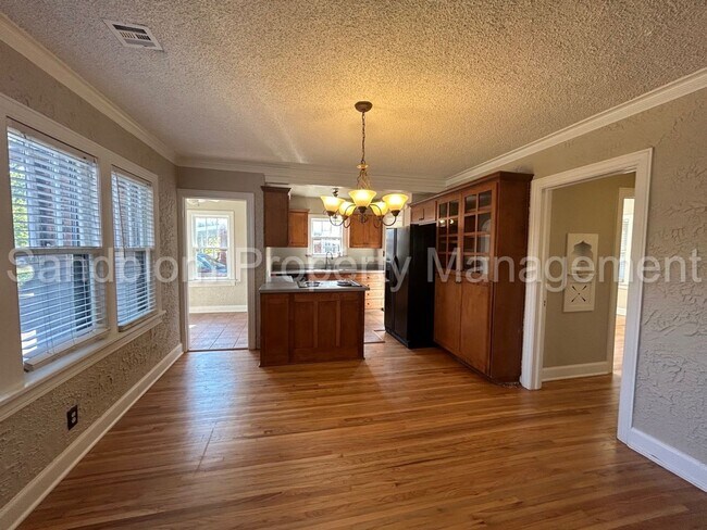 Building Photo - For Lease | Midtown Tulsa | Available Now!