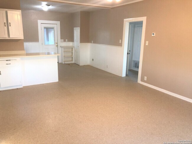 Building Photo - 3183 County Rd 229