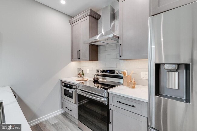 Building Photo - 752 S 16th St