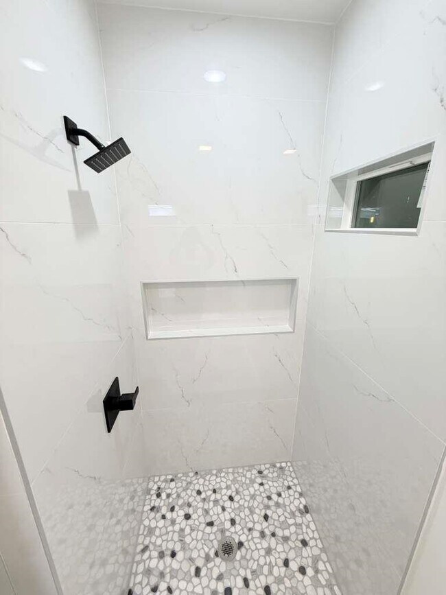 Building Photo - 3431 Lopez