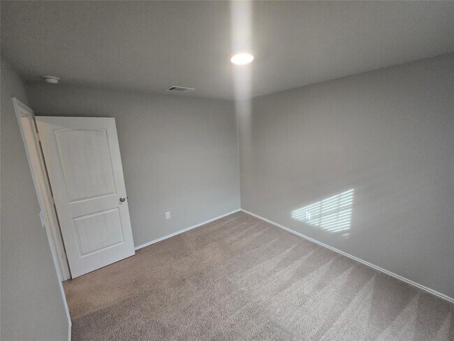 Building Photo - 12613 Brahmin Dr