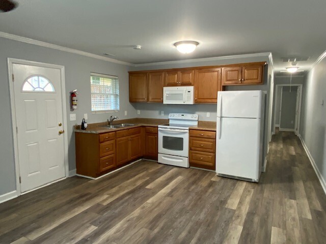 Building Photo - 1215 Hibiscus St