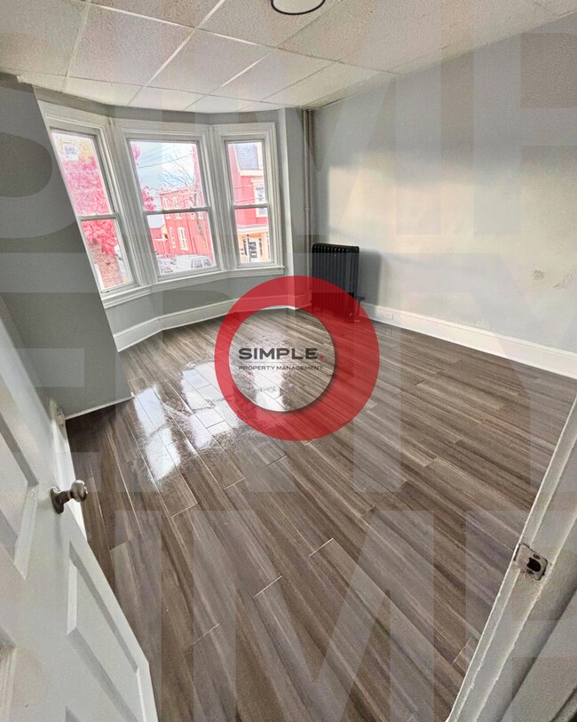 Building Photo - 625 Willow St