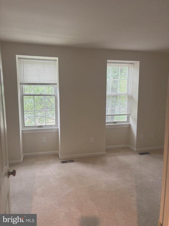 Building Photo - 3961 Conquest Ct