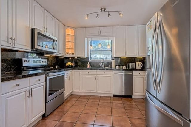 Building Photo - 1311 SW 56th Ave