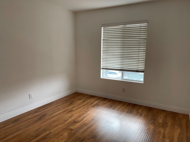 Building Photo - 1521 Starlight Dr