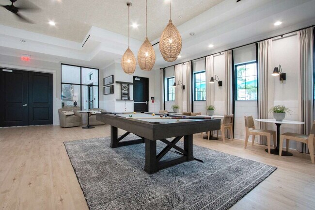 Building Photo - Lakeside Luxury in Parrish - 5 Bedroom BRA...