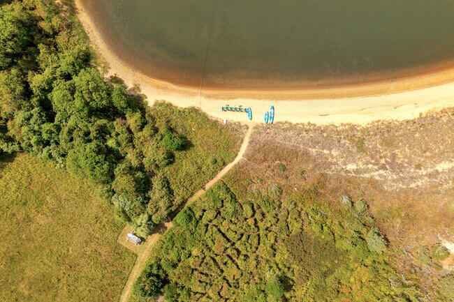 Building Photo - 65 Butler's Cove Rd