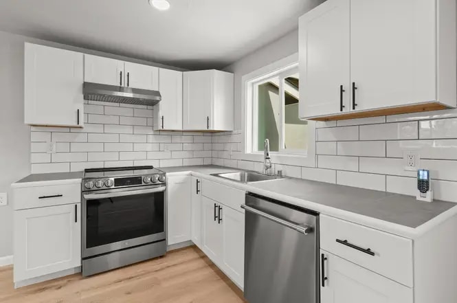 Building Photo - 2415 West St