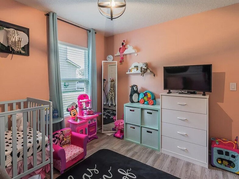 Building Photo - 15360 Spotted Stallion Trail