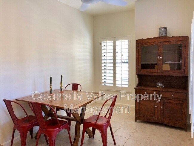 Building Photo - 233 Villorrio Dr E