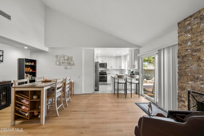 Building Photo - 3066 Apache Cir