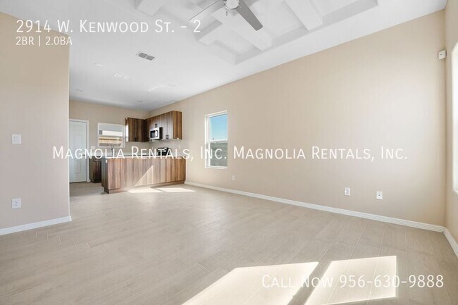 Building Photo - 2914 W Kenwood St
