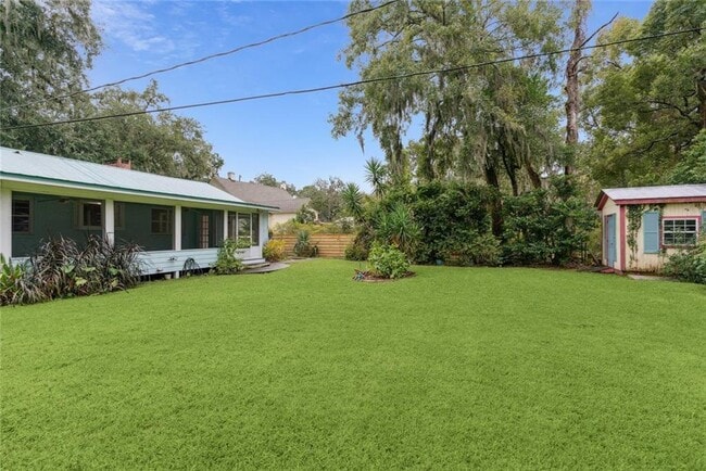 Building Photo - 1407 Sycamore Ave