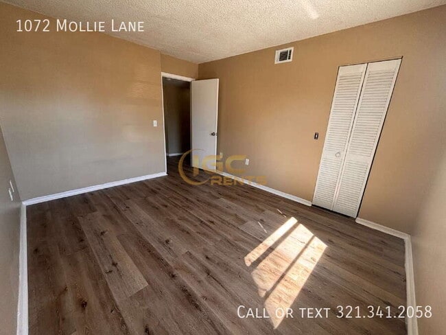 Building Photo - 1072 Mollie Ln