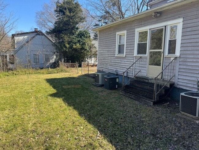 Building Photo - 533 Stockton St