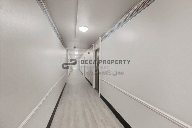 Building Photo - 4020 Lindell Blvd